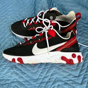 Nike Women's React Element 55 show- Size 8
